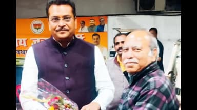 हज़ारीबाग: MLA जायसवाल को हज़ारीबाग लोकसभा क्षेत्र से बीजेपी का उम्मीदवार बनाए जाने पर यूनिवर्सिटी लॉ कॉलेज के प्राचार्य ने दी बधाई