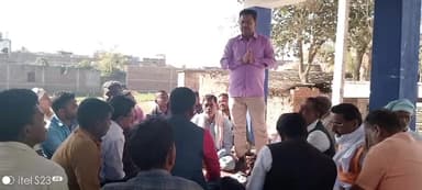 सतगावां: सतगावां प्रखंड प्रशासन के खिलाफ़ गोलबंद हुए इंडिया गठबंधन व अन्य दलों के लोग