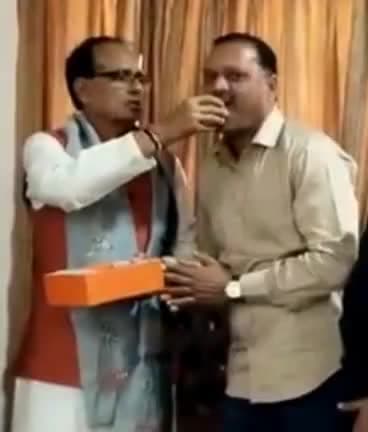 मध्यप्रदेश के विकास में पूर्ण निष्ठा से समर्पित प्रदेश के कुशल शासक   मध्य प्रदेश के पुर्व मुख्यमंत्री सम्मानीय #श्री_शिवराज_सिंह_चौहान_जी को  धाकड़ परिवार  की और से जन्म दिवस हार्दीक हार्दीक सुभकामना  #ShivrajSinghChouhan #BJPMP #bjp4india