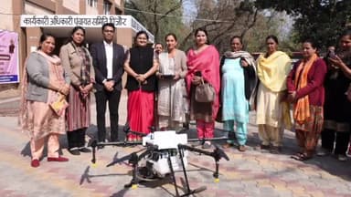 कालका: पिंजौर के BDPO कार्यालय में आयोजित लखपति दीदी महासम्मेलन में ड्रोन दीदी का किया गया सफल संचालन, पूर्व विधायक रही मौजूद