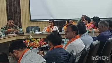 चित्तौड़गढ़: पंचायत समिति सभागार में BJP की  चुनाव प्रबंधन समिति की हुई बैठक में जोशी को रिकॉर्ड मतों से जीताने का लक्ष्य तय