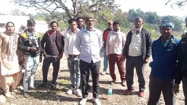 कोल: बाबा की मढ़ई के निकट इको कार की टक्कर से मोपेड सवार चाचा-भतीजे की मौत 2 घायल, पुलिस ने कराया पोस्टमार्टम