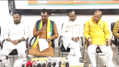 सिंगरौली: लोकसभा चुनाव की तैयारी में जुटी भाजपा, 2024 के संकल्प पत्र को लेकर एक करोड़ से अधिक लोगों की मांगी सुझाव, ज़िला कार्यालय पर प्रेसवार्ता कर दी जानकारी