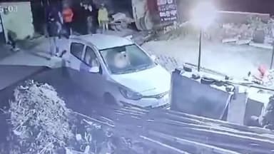 ਬਲਾਚੌਰ: ਪਿੰਡ ਰੈਲਮਾਜਰਾ ਵਿਖੇ ਕਬਜ਼ਾ ਕਰਨ ਆਏ 8 ਵਿਅਕਤੀਆਂ ਅਤੇ 25/30 ਅਣਪਛਾਤੇ ਵਿਅਕਤੀਆਂ 'ਤੇ ਥਾਣਾ ਕਾਠਗੜ੍ਹ ਪੁਲਿਸ ਨੇ ਕੀਤਾ ਮਾਮਲਾ ਦਰਜ