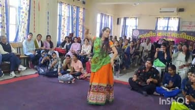 धौलपुर: कन्या कॉलेज में हुआ जिला स्तरीय स्कूटी वितरण समारोह