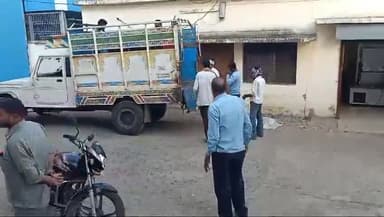 नरसिंहपुर: पंजरा गांव के गिट्टी क्रेशर के पास सड़क दुर्घटना में व्यक्ति की हुई मौत किया गया पोस्टमार्टम