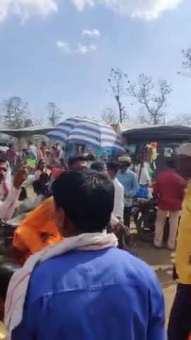 #गैरतगंज  #गढ़ी  महाबली खोह#मेला मैं हुई भारी#भीड़ एकत्रित। स्थिति नियंत्रण के लिए#पुलिस बल और#इमरजेंसी सेवा रही मौजूद