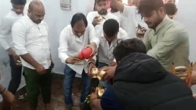 उदवंत नगर: गढहा गांव से सटे लंगट नाथ मंदिर में महाशिवरात्रि को लेकर श्रद्धालुओ की उमड़ी भीड़