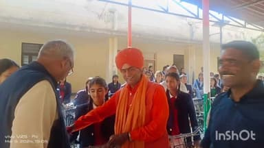 पोकरण: राजकीय स्वामी विवेकानंद मॉडल स्कूल में विधायक महंत प्रताप पुरी के मुख्य आतिथ्य में हुआ निशुल्क साइकिल वितरण समारोह