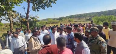 विधायक राजेश कच्छप ने नगड़ी के विभिन्न पंचायतों में दो योजनाओं की रखी आधारशिला ।