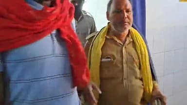 जमुई: नावाडीह गांव से पुलिस ने शराब पीने मामले में तीन लोगों को किया गिरफ्तार, कोर्ट ने जुर्माना के साथ छोड़ा