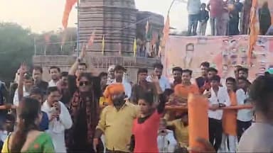 विदिशा नगर: महाशिवरात्रि पर शिवसेना द्वारा यू बी टी चरण तीर्थ धाम पर सत्येंद्र सिंह सिसोदिया ने कुश्ती का दंगल करवाया