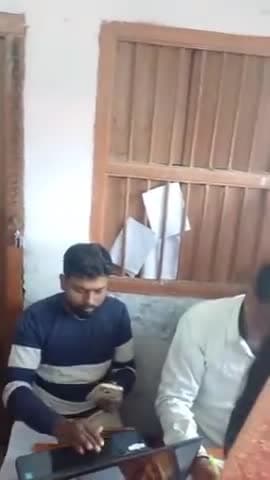 बेगुसराय बिशनपुर वार्ड 43 में लगातार आयुष्मान कार्ड पूर्व पार्षद हेमंत कु पिंकु के नेतुत्व बनाया जा रहा है