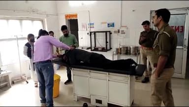 इटावा: सिविल लाइन इलाके में अवैध संबंध के शक के चलते महिला व पुरुष को मारपीट कर किया गया घायल