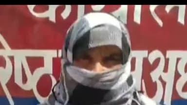 बिलारी: कुंदरकी क्षेत्र के ग्राम जलालपुर निवासी विवाहिता ने पति के खिलाफ तहरीर देकर कार्रवाई की मांग उठाई है।