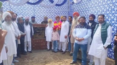 ਭਿੱਖੀਵਿੰਡ: ਪਿੰਡ ਨਾਰਲੀ ਵਿਖੇ ਵਿਧਾਇਕ ਸਰਵਨ ਸਿੰਘ ਧੁੰਨ ਨੇ ਪੰਚਾਇਤ ਘਰ ਦਾ ਨੀਂਹ ਪੱਥਰ ਰੱਖਿਆ