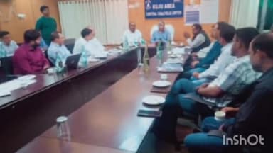 मांडू: सीसीएल के सीएमडी ने कुजू क्षेत्र की विभिन्न परियोजनाओं का किया दौरा