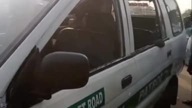 விருத்தாசலம்: விருதாச்சலம் அடுத்த ஊதாமூர் பகுதியில் குழந்தை கடத்த மைந்தராக திருநங்கை பொதுமக்கள் பிடித்து தர்ம அடி கொடுக்க முயன்றதால் பரபரப்பு