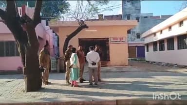 जौनपुर: प्रसाद तिराहे पर कार और ट्रक की टक्कर 6 की मौत तीन की हालत गंभीर वाराणसी रिफर