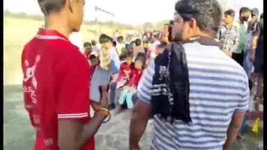 भोरे सुमेरिछपर में क्रिकेट टूर्नामेंट फाइनल मुकाबला में हथुवा बनी विजेता प्रीति किन्नर ने फीता काट कर की उदघाटन