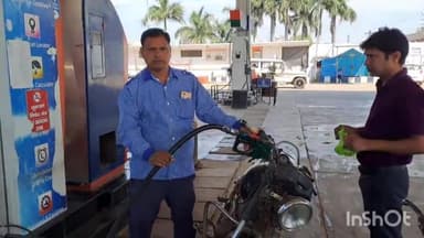 धौलपुर: जिले में नहीं दिखा हड़ताल का असर, सभी पेट्रोल पंप खुले रहे; पंप संचालक बोले- मोदी की गारंटी पर भरोसा