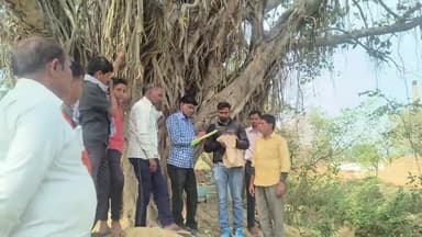 भरथना: व्यासपुर ईट भट्ट के पास माइनर की पटरी फटने से किसानों की पानी में डूबी  फसलों के  नुकसान की लेखपाल टीम ने किया आंकलन