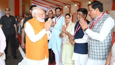 पुन्हाना: गुरुग्राम में हुए द्वारका एक्सप्रेसवे के उद्घाटन समारोह में पहुंचे जिला प्रमुख जान मोहम्मद, PM से की मुलाकात