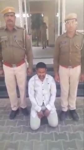 नीम का थाना: 9 किलो 818 ग्राम अवैध गांजे के साथ एक आरोपी गिरफ्तार सदर पुलिस व डीएसटी टीम ने की कार्यवाही