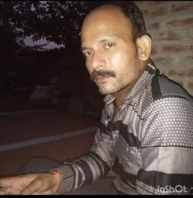 उरई: कुकरगांव के पास संदिग्ध हालत में पड़ा मिला व्यक्ति का शव, परिजनों ने जताई हत्या की आशंका