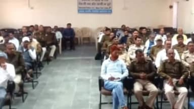 गुनौर: शासकीय छत्रसाल महाविद्यालय पंन्ना में एफएसटी एवं एसएसटी टीम को दिया गया  प्रशिक्षण