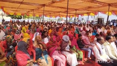 दातागंज: नवीगंज में सांसद धर्मेंद्र कश्यप एवं पशुधन मंत्री धर्मपाल सिंह ने पशु चिकित्सालय का किया शिलान्यास