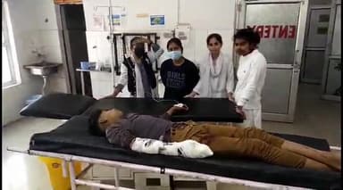 इटावा: कोठी शेरपुर गांव में आलू की खुदाई का कार्य करते समय किशोर का मशीन में आया हाथ,गंभीर हालत में सैफ़ई रेफर इलाज जारी