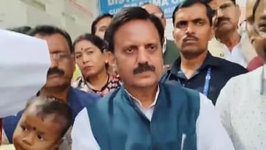 #सिंगरौली - उपमुख्यमंत्री राजेन्द्र शुक्ल 
सरकारी अस्पताल ट्रामा सेंटर पहुँचे 
#Sunilshah