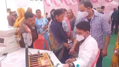 बिलारी: नगर के शाहाबाद रोड स्थित मंदिर पौड़ा खेड़ा में हेल्पज इंडिया द्वारा विशेष स्वास्थ्य शिविर का किया गया आयोजन