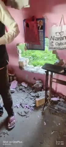 शाही मार्ग पर स्थित लालकुआं में चोरों ने छोरी करने की कोसिस की , कुछ न मिलने पर भाग गय 
#lalkuan #लालकुआं