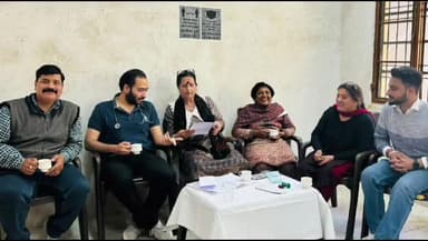 अर्की: पीएचसी बातल में आज जन आरोग्य समिति की हुई मासिक बैठक, समिति के कार्यों को लेकर की गई समीक्षा