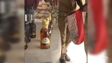 मधवापुर: बाइक पर शराब की खेप ले जा रहे दो धंधेबाज ब्रह्मपुरी गांव के पास गिरफ्तार, भेजा जेल