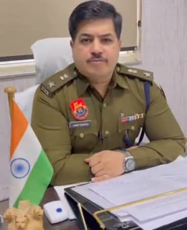 पंचकूला: एमडीसी में साइबर क्राइम के एसपी अमित दहिया ने लोगों को साइबर क्राइम के प्रति जागरूक रहने की अपील की