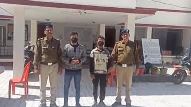 देहरादून: बसंत विहार देहरादून पुलिस ने क्षेत्र से दो फरार वारंटियों को किया गिरफ्तार, पिछले 8 सालों से दोनों आरोपी चल रहे थे फरार