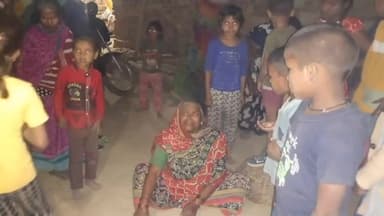 नौतनवा: गांव सेमरहवा में जंगल के किनारे भैंस चराने गए युवक को तेंदुआ ने हमला कर घायल किया