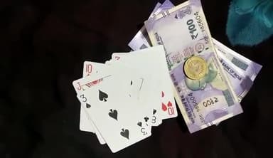 दलौदा: रेलवे बाउंड्री के पास कुम्हारवाड़ा के यहां से दो लोगों को ताश पत्ते जुआ खेलते हुए 310 रुपए के साथ पकड़ा