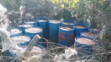 झांसी: बरूआसागर पुलिस व आबकारी विभाग की टीम द्वारा कबूतरा डेरा तेंदोल पर मारा छापा, 8000 लीटर लहन किया नष्ट