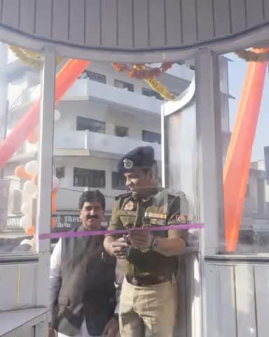 जौनपुर : वाहन चालक चले संभलकर वर्ना कटेगा चालान,वाजिदपुर ट्रैफिक बूथ,कैमरा व सिग्नल का एडीजी जोन वाराणसी ने किया उद्घाटन