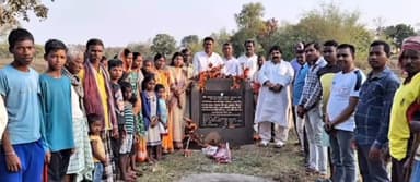 बेरमो: फुसरो,बेरमो विधायक कुमार जय मंगल उर्फ अनूप सिंह के अनुशंसा पर हुआ शिलान्यास।