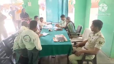 चेनारी: चेनारी थाना परिसर के प्रांगण में लगाया गया जनता दरबार