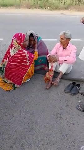 रोहतक जिंद मार्ग पर सोनिया स्कूल के पास ट्रक और ऑटो की चैपेट  में आने से तीन घायल #julana #jind #accdent #लोकसभा_चुनाव