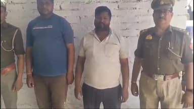 सिराथू: हब्बूनगर में सार्वजनिक जगह पर जुआ खेलते 2 लोग पुलिस ने तमंचे के साथ किए गिरफ्तार, आर्म्स एक्ट व जुआ अधिनियम में केस दर्ज