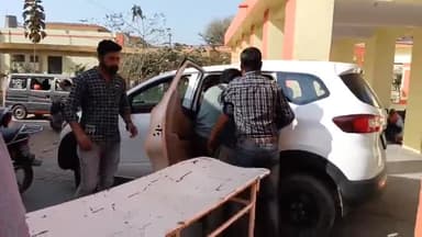 बदायूं: बिल्सी कस्बे के मोहल्ला नं. 5 में बुजुर्ग की बीड़ी पीते समय बिस्तर में आग लगने से झुलसकर गंभीर रूप से घायल हुए