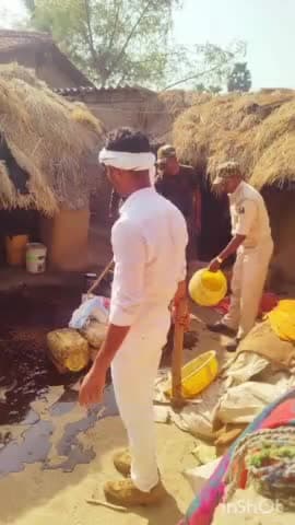 अरवल: नट बीघा गांव में ALTF ने लोकसभा चुनाव को लेकर चलाया शराब पकड़ने का विशेष अभियान