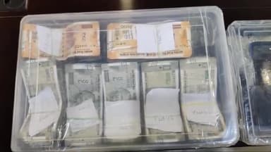 अररिया: रजोखर से ₹9 लाख मूल्य के स्मैक के साथ 4 तस्करों को पुलिस ने किया गिरफ्तार, अभियुक्तों के पास से ₹4,03,390 बरामद